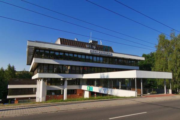 Apartmany Gemini Zlín Buitenkant foto
